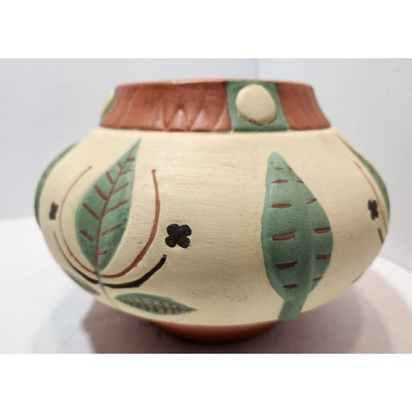 Vintage Southwestern Pottery Vase Round with Leaves Tan Green Brown 6" Tall - Picture 7 of 15
